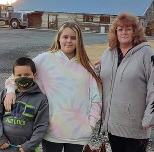 Meet your Posher, Toni